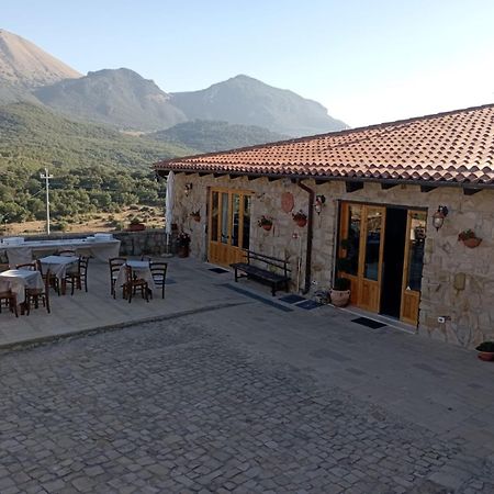 Foresteria Mongerrati Isnello Bagian luar foto